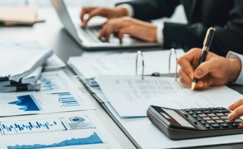 Pomoc w zakładaniu działalności gospodarczej – jaką rolę odgrywa biuro rachunkowe?
