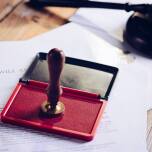 Licytacje komornicze w Wołominie: jak przebiega proces ogłaszania obwieszczeń?