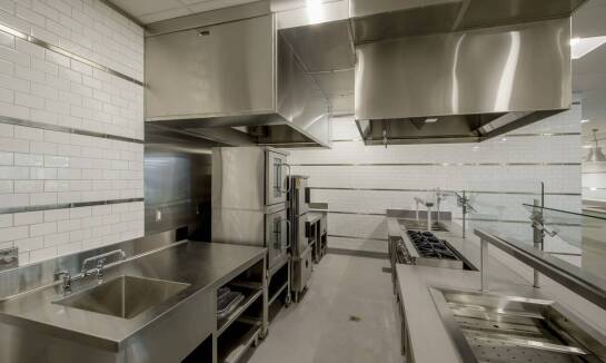 Jakie cechy powinna mieć idealna bateria gastronomiczna do restauracji?