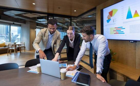 Dlaczego pełna księgowość jest niezbędna dla dużych przedsiębiorstw?