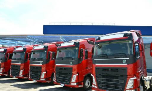 Różnice między lekkimi a średnimi pojazdami pożarniczymi: Co wybrać?