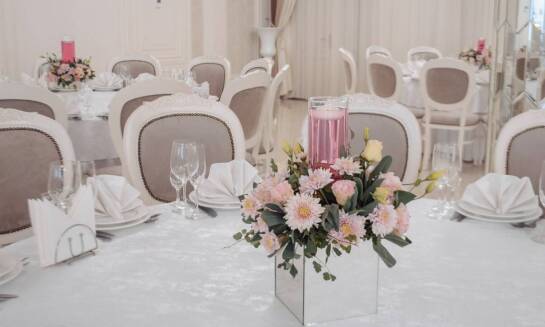 Sztuka łączenia tradycji z nowoczesnością w dekoracjach kościołów