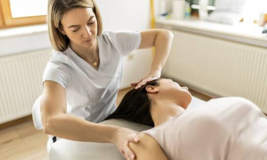 Jakie są najnowsze technologie stosowane w leczeniu bólu kręgosłupa?