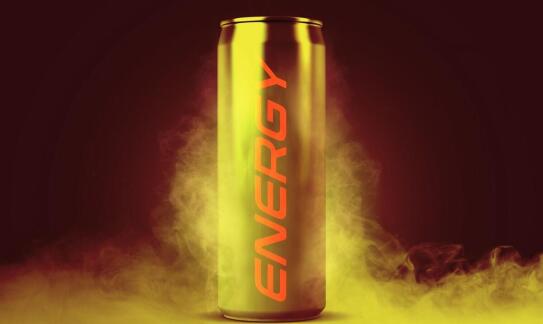 Jak napoje energetyczne wpływają na codzienną produktywność?