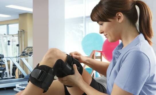 Jakie są najczęstsze przyczyny uszkodzenia łąkotki u sportowców?