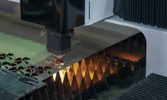 Jak wybrać odpowiednią usługę wycinania laserowego dla Twojego projektu?