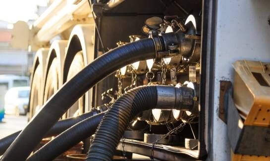 Wybierz hurtową sprzedaż paliw - zalety współpracy z profesjonalistami