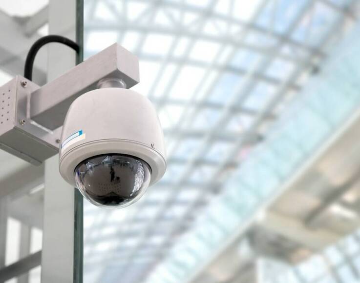 Jakie funkcje oferują zaawansowane systemy alarmowe?