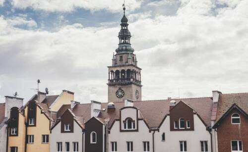 Jak zarezerwować nocleg w Przeworsku bez zbędnych formalności?