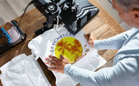 Personalizowane koszulki z nadrukiem – jak stworzyć unikalny design dla Twojej marki