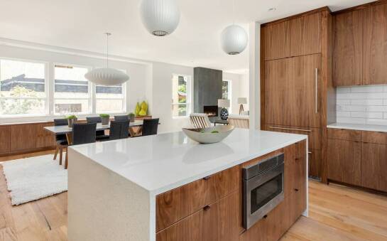 Jak kuchnie na wymiar mogą wspierać efektywność energetyczną w domu?