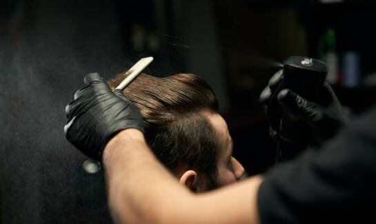 Kreowanie wizerunku poprzez fryzurę - jak robi to fryzjer Skarżysko Kamienna?