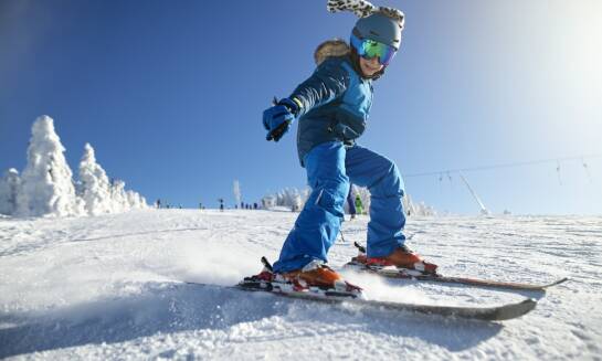 Jakie wyzwania stoją przed początkującymi snowboardzistami?