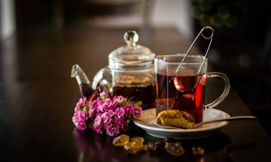 Jak zestawy herbat owocowych mogą wzbogacić Twoją kolekcję?