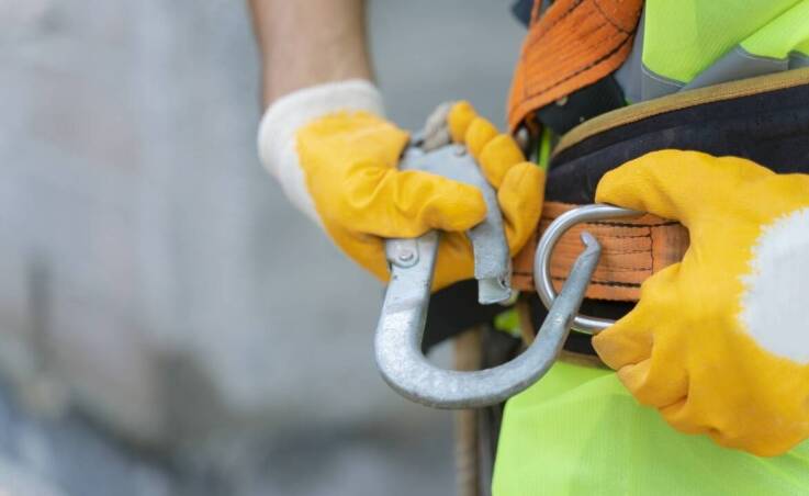 Rola profesjonalnego montażu wkładów kominowych w starszych budynkach