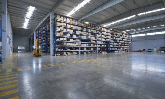 Jak hurtownia AGD wspiera sektor budowlany w zakresie wyposażenia wnętrz?