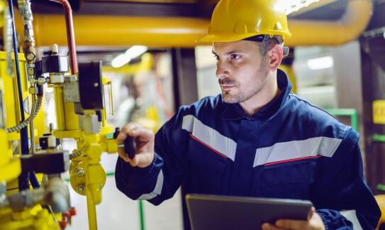 Dlaczego warto wybrać serwis Weishaupt dla pierwszego uruchomienia palnika?