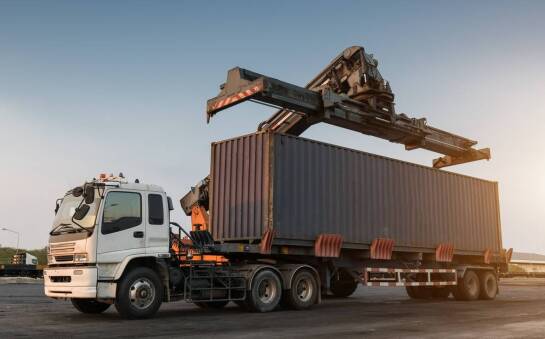 Jak transport gabarytowy może wspierać rozwój infrastruktury?