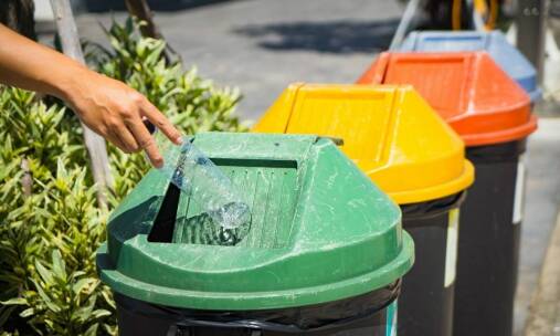 Jakie strategie zarządzania odpadami stosujemy podczas rozbiórek?