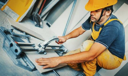 Porady dotyczące montażu i pielęgnacji kamienia dekoracyjnego