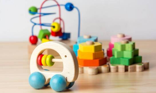 Prezent na roczek: zabawki, które rozwijają umiejętności techniczne u dzieci