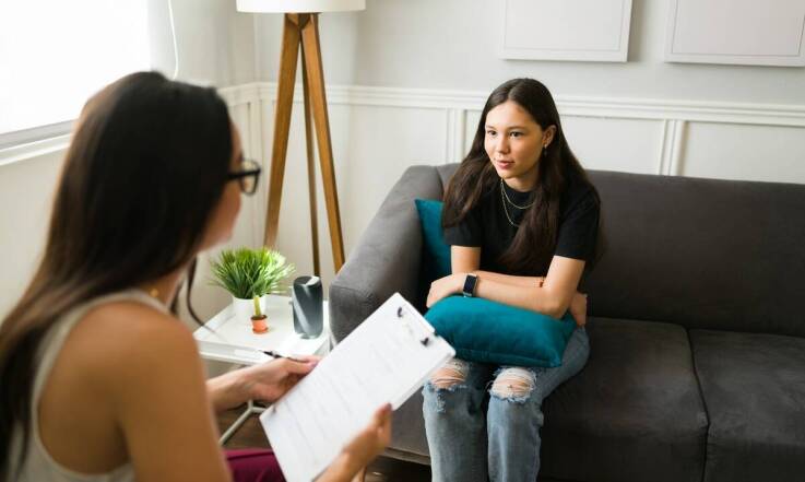 Terapia poznawczo-behawioralna - jak pomaga osobom zmagającym się z depresją?