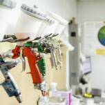 Różnorodność agregatów malarsko szpachlarskich – co oferuje rynek?