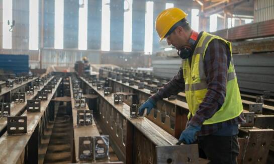 Bezpieczeństwo podczas demontażu suwnic na Śląsku: co warto wiedzieć?