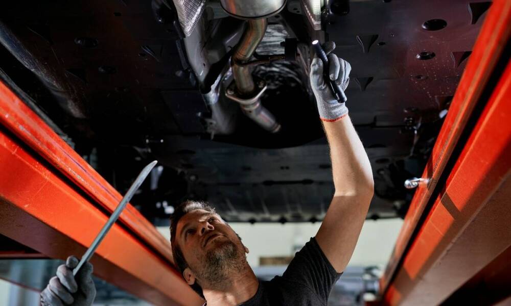 Uszczelnianie połączeń w układzie wydechowym – co warto wiedzieć?