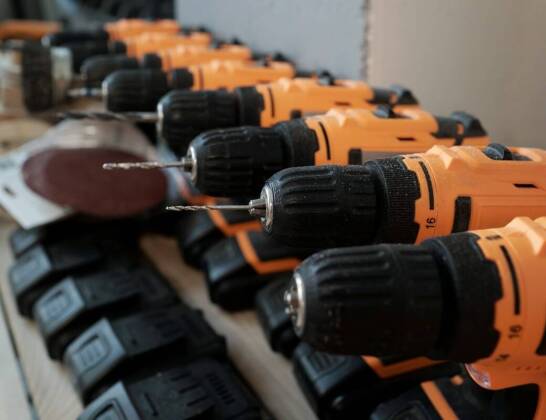 Jakie czynniki wpływają na długowieczność akumulatorów AGM?