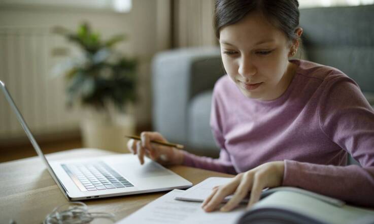 Praca dla nauczyciela: jakie narzędzia ułatwiają organizację pracy dydaktycznej?