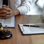 Jak adwokat pomaga w sprawach dotyczących alimentów?