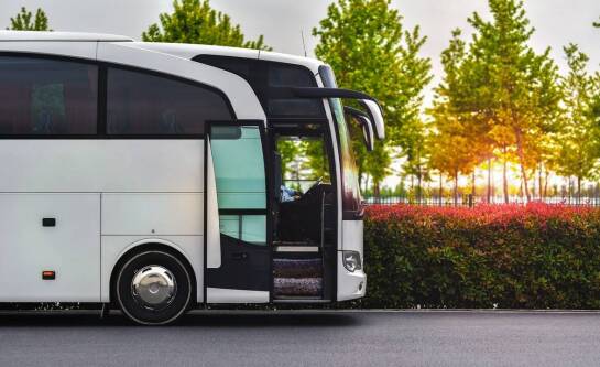 Jak dojechać z dworca w Poznaniu na lotnisko?