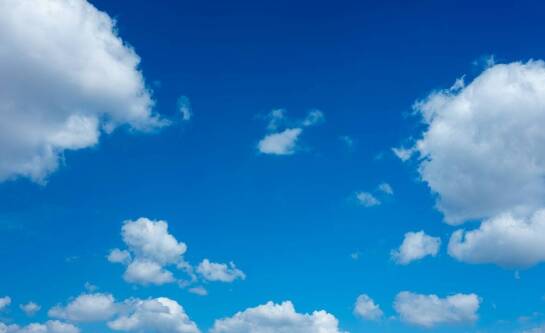 Jak się ubrać na skok ze spadochronem?