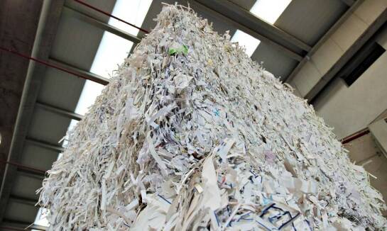 Jak przebiega recykling papieru?