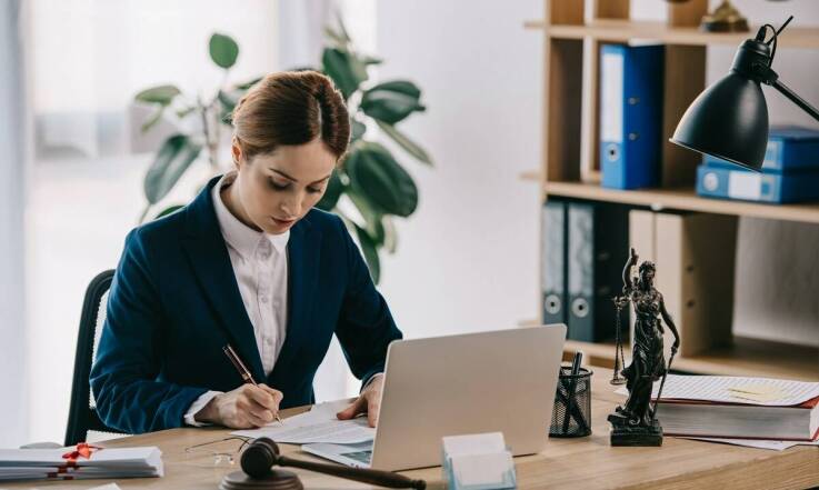 Jakie usługi oferuje kancelaria notarialna osobom prywatnym?