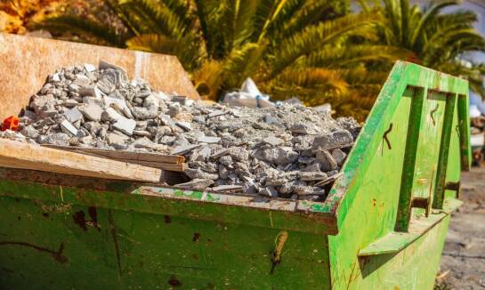 Kontener na gruz: Jakie rozmiary są dostępne i jak je dopasować do projektu?