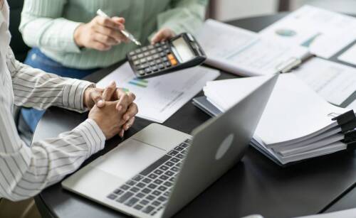 Profesjonalne rozliczenia PIT z biurem księgowym – co warto wiedzieć?