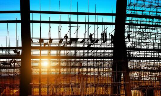 Co wyróżnia ofertę sprzedaży rusztowań na tle konkurencji?