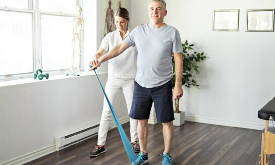 Zalety rehabilitacji pourazowej dla pacjentów po operacjach