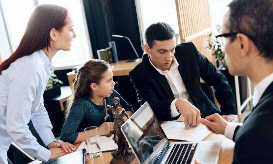 Jak prawo rodzinne może wpływać na decyzje o warunkowym przedterminowym zwolnieniu?