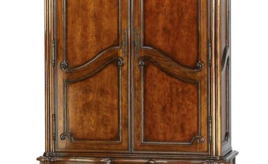 Jakie są kluczowe zalety wyboru konsoli na zamówienie do przedpokoju?