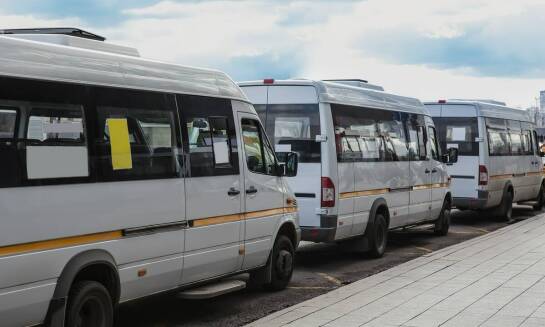 Jakie standardy bezpieczeństwa stosujemy w przewozach do Holandii?