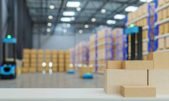 Transport i montaż w cenie – co oferuje producent mebli syców?