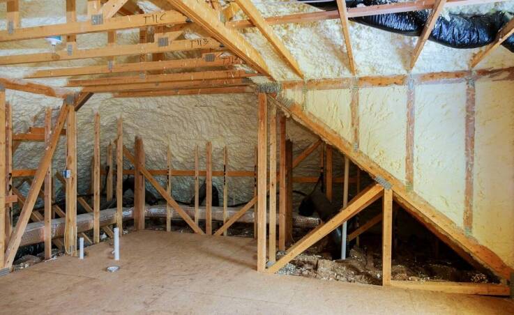 Jak prawidłowo przygotować poddasze do izolacji pianką poliuretanową?