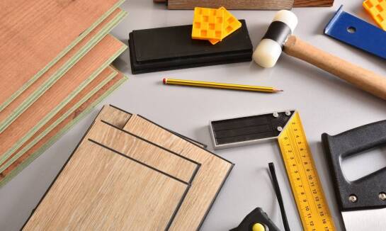 Płyty meblowe dla małych stolarni – elastyczność oferty