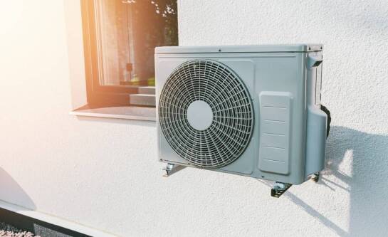 Jakie są najważniejsze cechy efektywnego systemu klimatyzacyjnego?