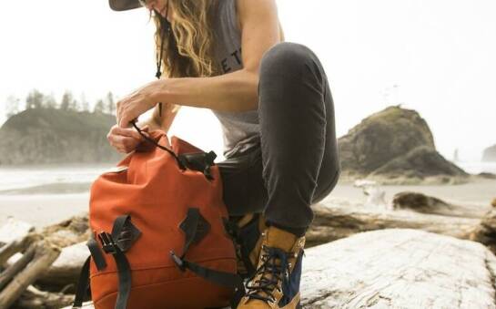 Worki zamykane z surowców z recyklingu – zalety i zastosowania