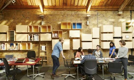 Jak biuro projektowe wspiera inwestorów w procesie realizacji inwestycji budowlanych?