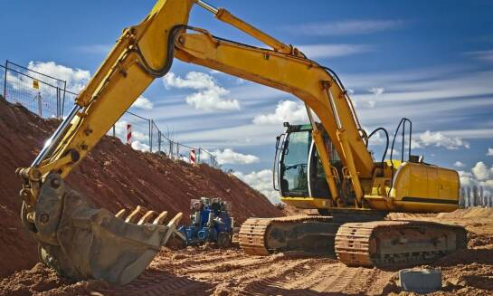 Wykorzystanie minikoparki do uzbrajania terenu – kluczowe korzyści